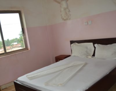 🛏️ Chambre Spacieuse & Confortable – Gust Hôtel, Bangui