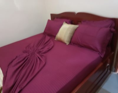 🟦 Chambre individuelle avec sanitaires privés à Bangui – Hôtel Les 5 Continents