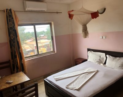 🛏️ Chambre Spacieuse & Confortable – Gust Hôtel, Bangui